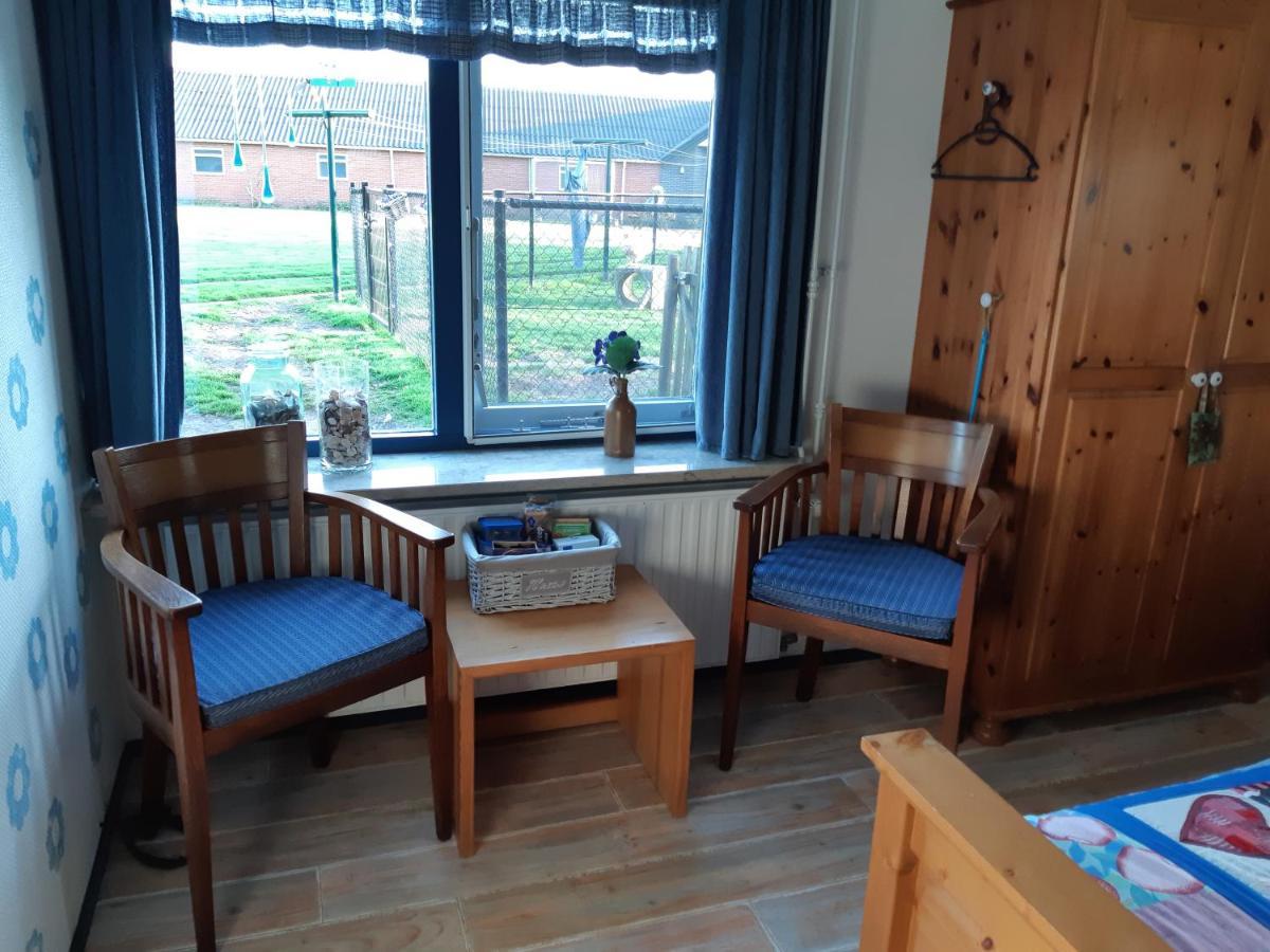 Bed & Breakfast “ Gastvrij Onthaal “ Een-West ภายนอก รูปภาพ