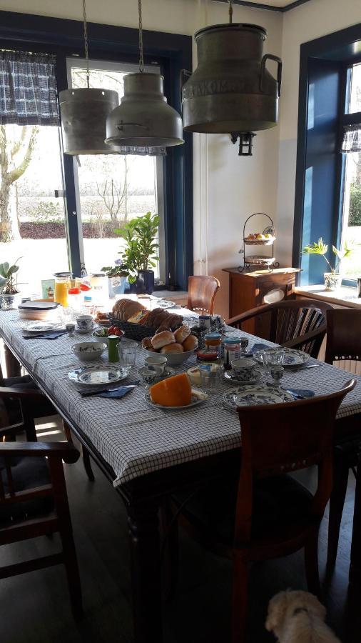 Bed & Breakfast “ Gastvrij Onthaal “ Een-West ภายนอก รูปภาพ